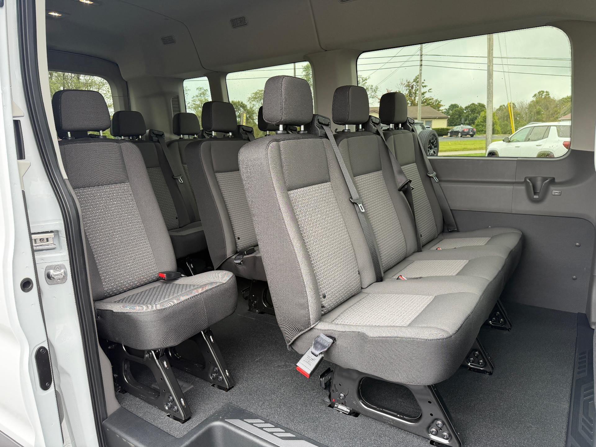 2027 Ford Transit Passenger Wagon T-350 148" Med Roof XL AWD