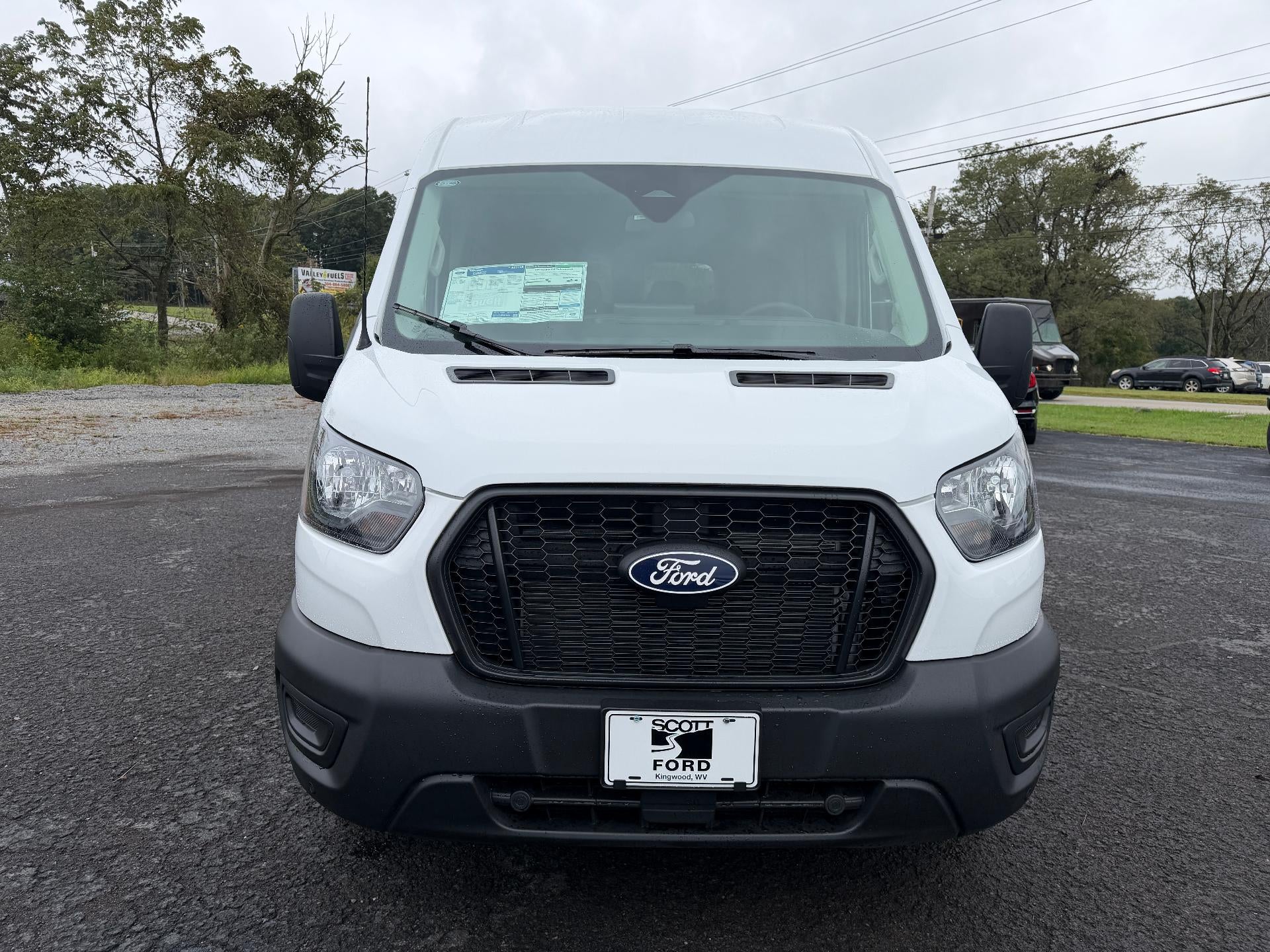 2027 Ford Transit Passenger Wagon T-350 148" Med Roof XL AWD