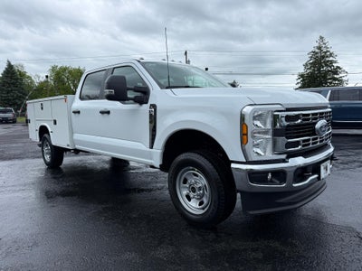 2026 Ford Super Duty F-350 SRW XL 4WD Crew Cab Service Truck