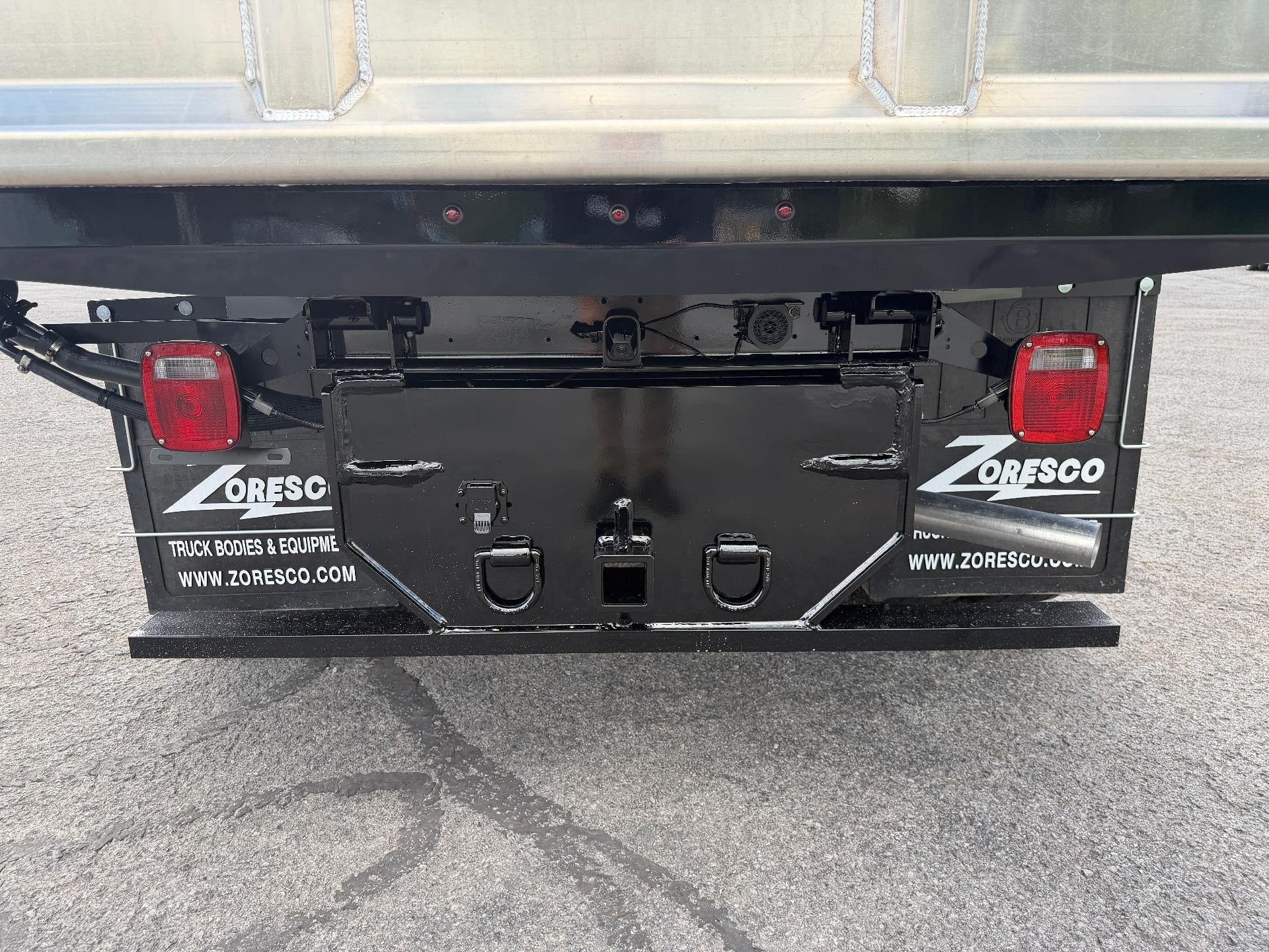 2026 Ford Super Duty F-550 DRW XL 4WD Reg Cab Dump Body