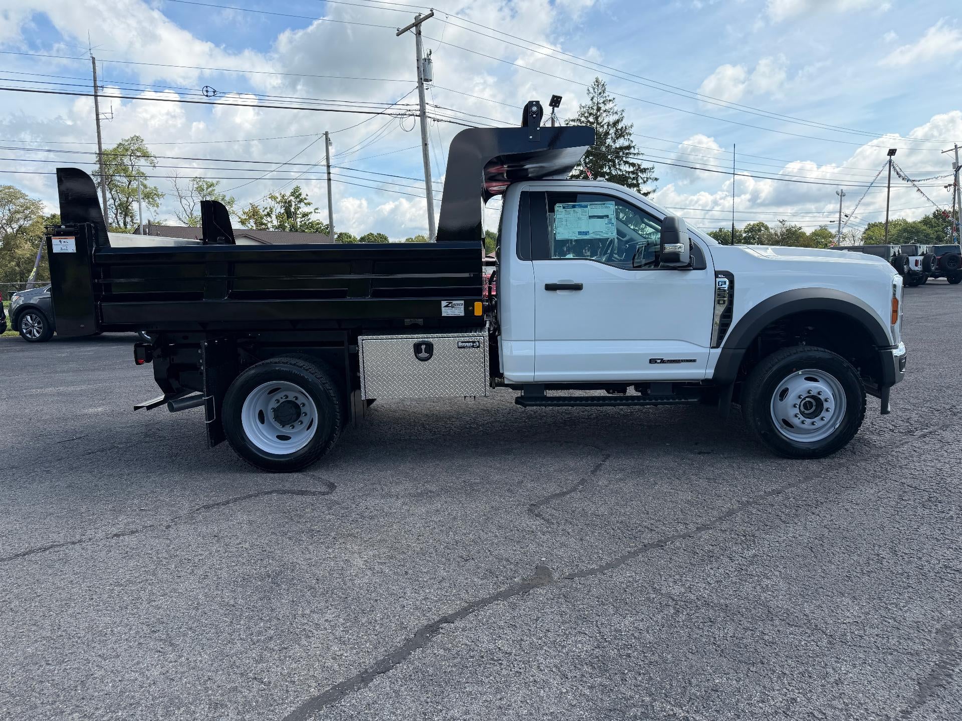 2026 Ford Super Duty F-550 DRW XL 4WD Reg Cab Dump Body