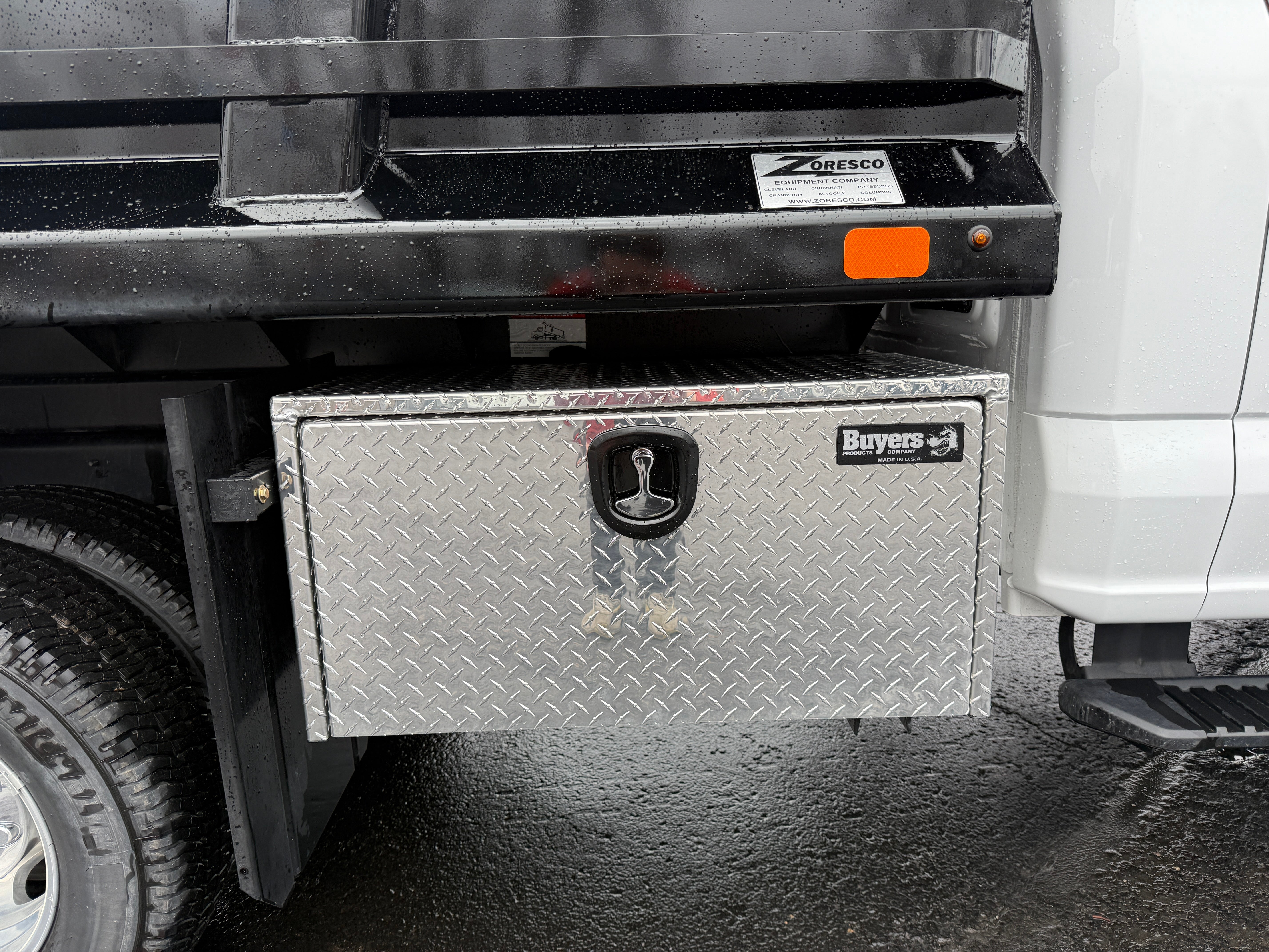 2026 Ford F-350 Dump Truck XL 4WD Reg Cab 169" WB 84" CA