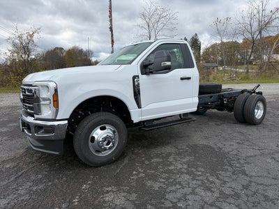 2026 Ford Super Duty F-350 DRW XL 4WD Reg Cab 169" WB 84" CA