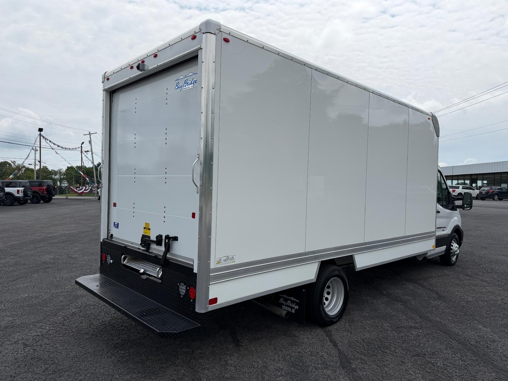 2026 Ford Transit Cutaway T-350 AWD DRW 138" WB 11000 GVWR