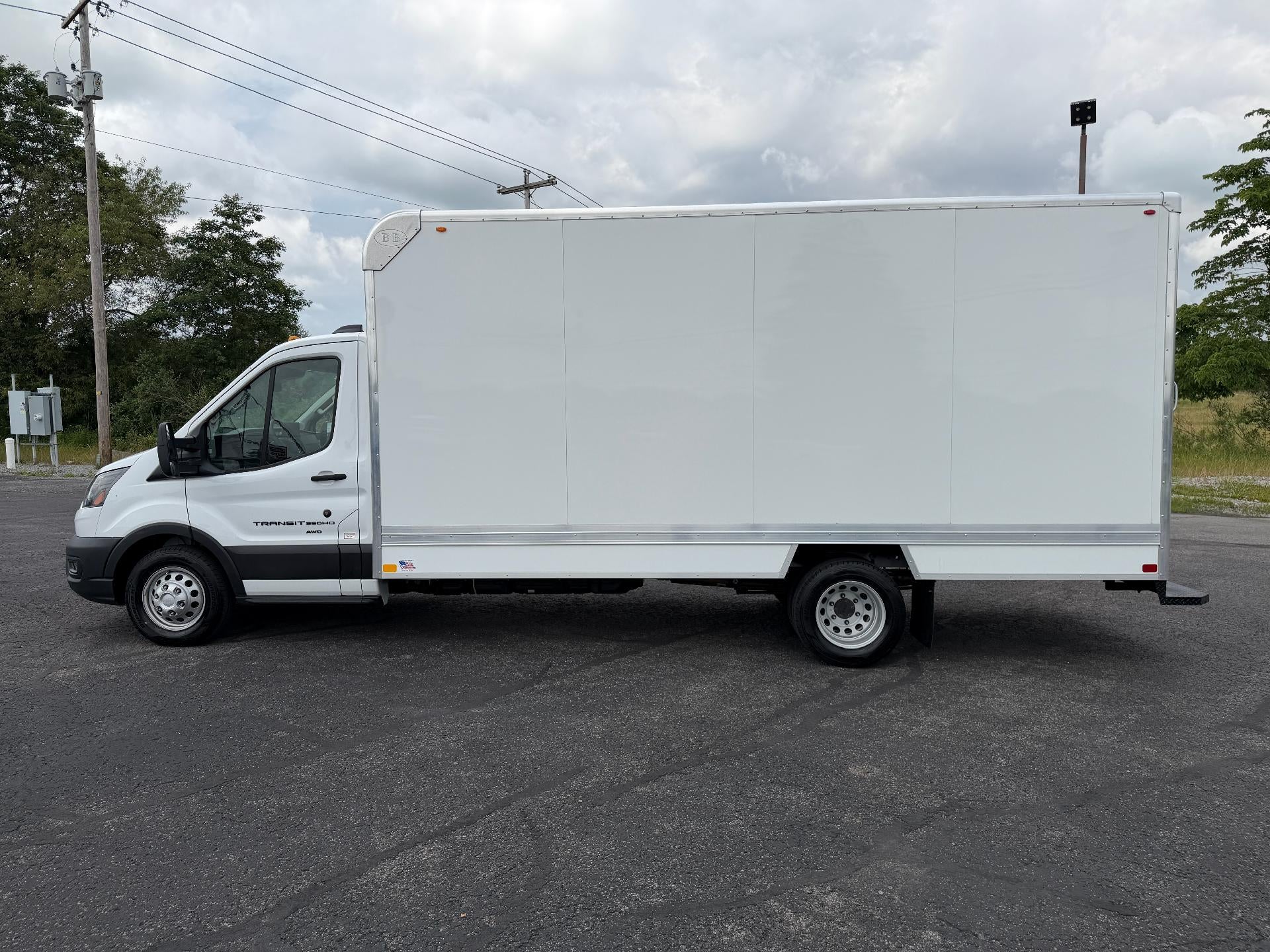 2026 Ford Transit Cutaway T-350 AWD DRW 138" WB 11000 GVWR