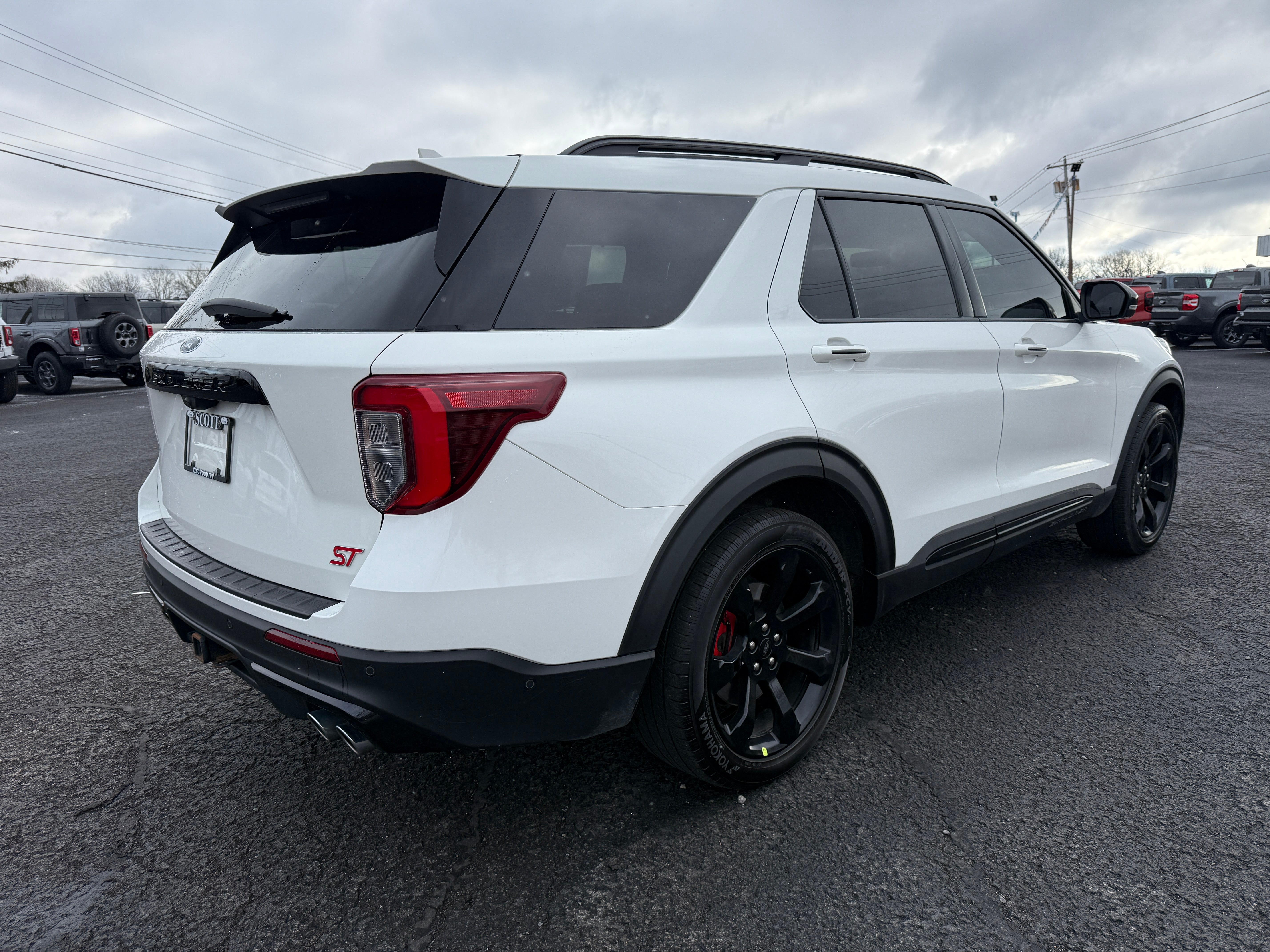 2021 Ford Explorer ST 4WD
