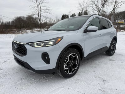 2026 Ford Escape Platinum AWD