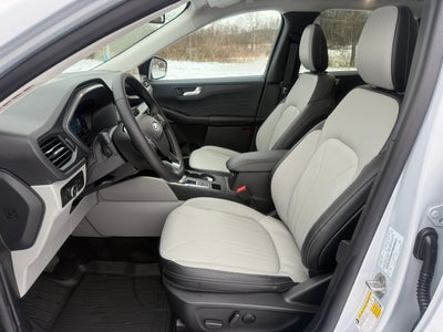 2026 Ford Escape Platinum AWD