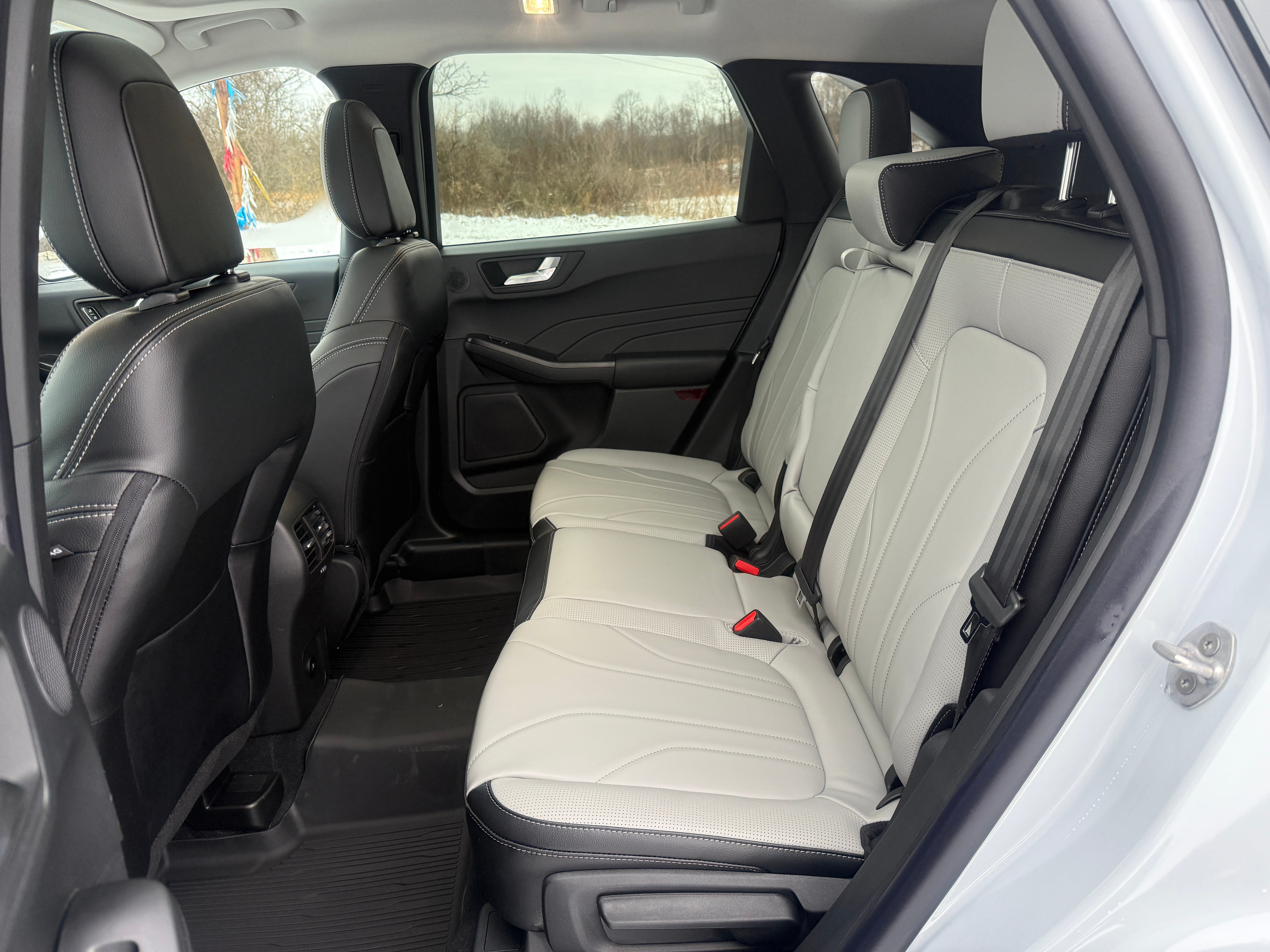 2026 Ford Escape Platinum AWD