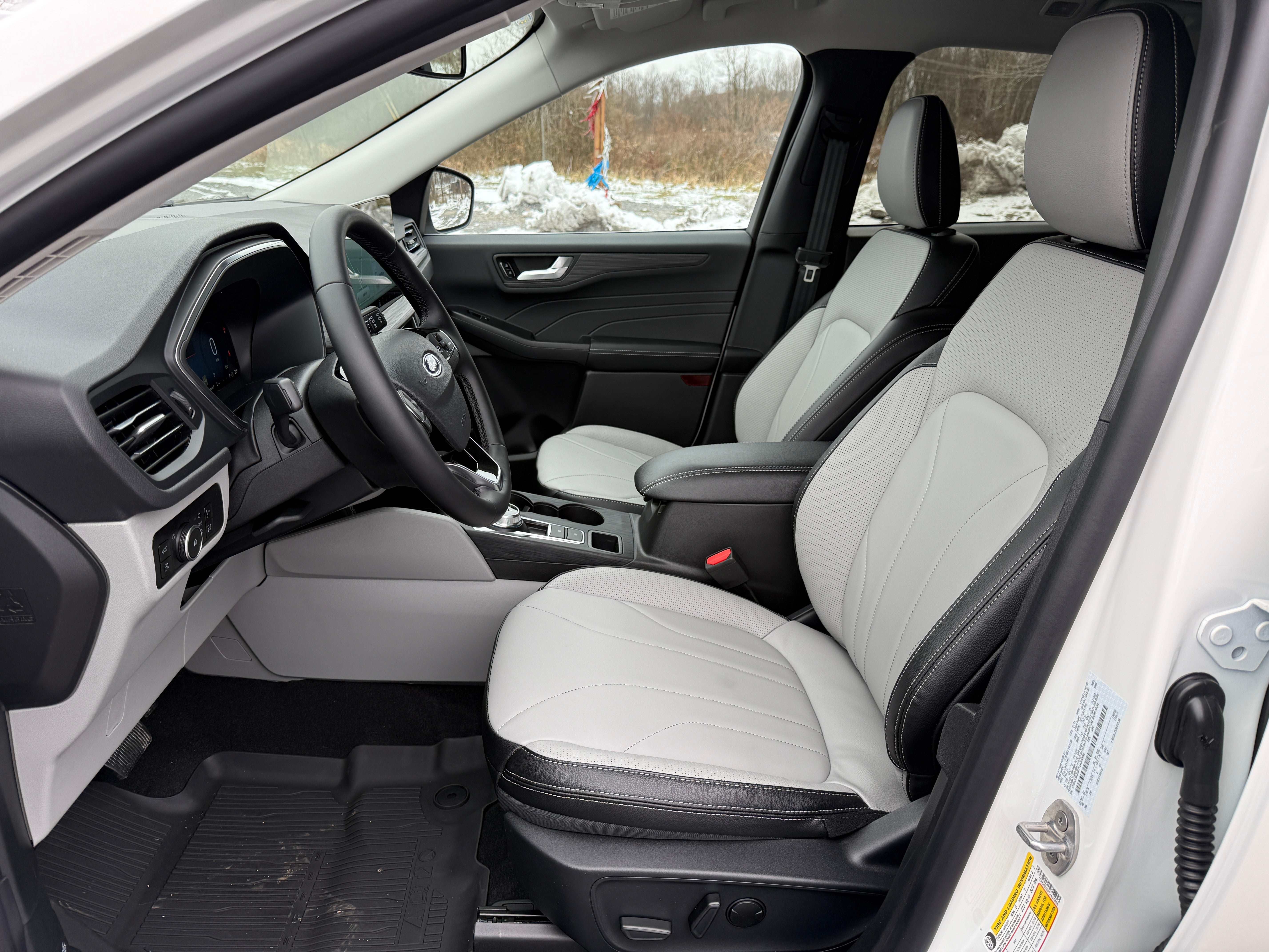 2026 Ford Escape Platinum AWD