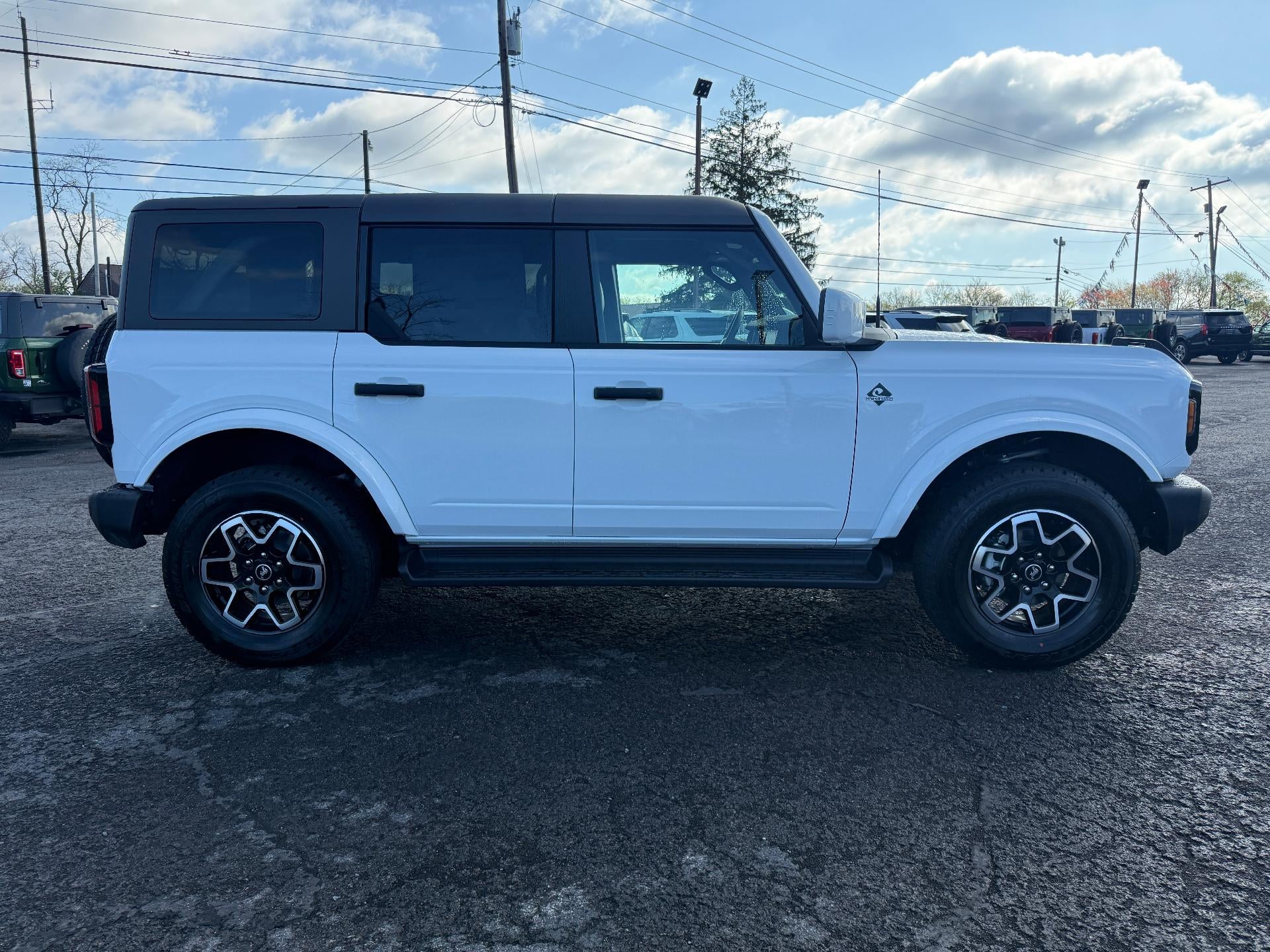 2026 Ford Bronco Outer Banks 4 Door 4x4