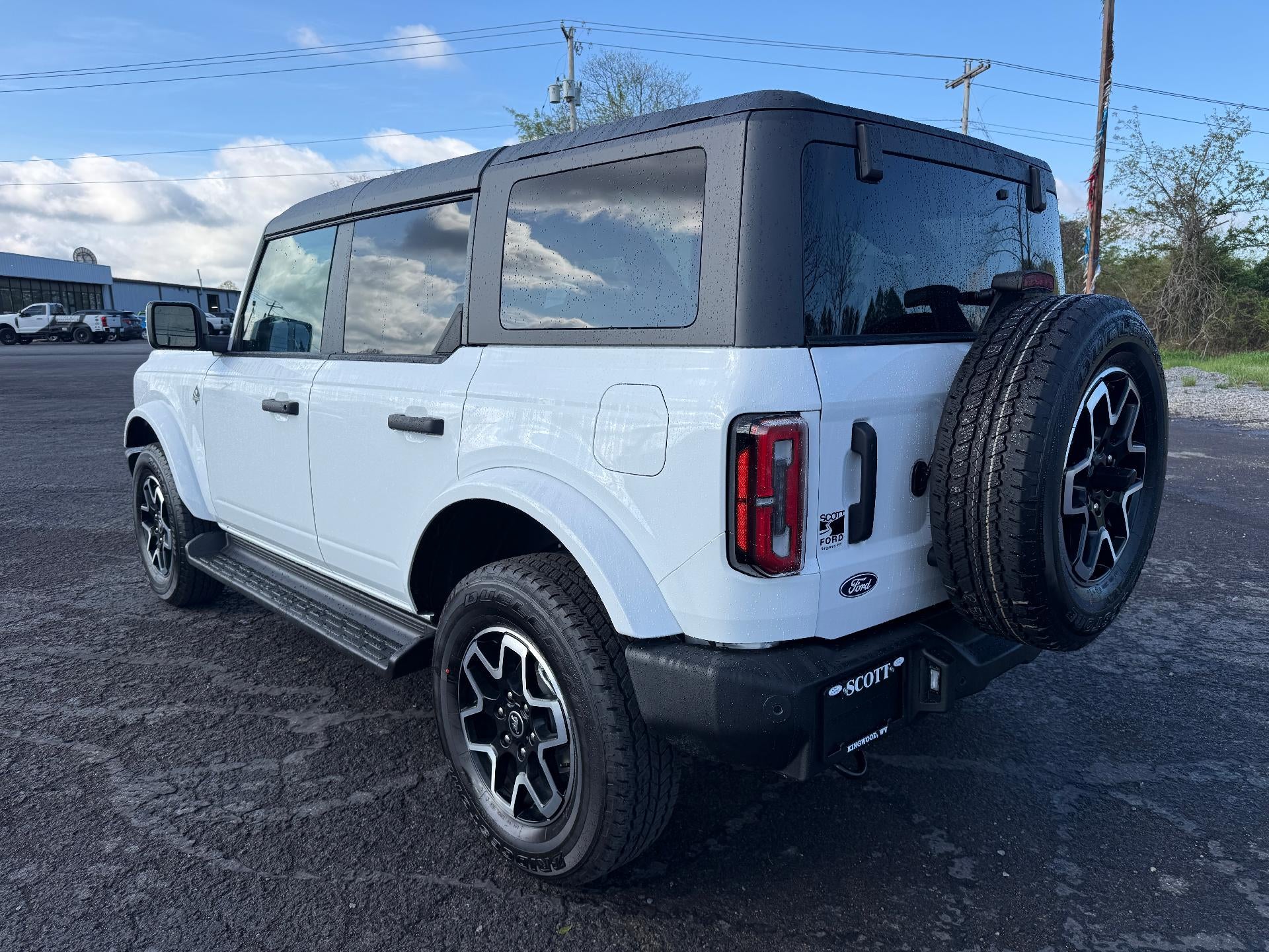 2026 Ford Bronco Outer Banks 4 Door 4x4