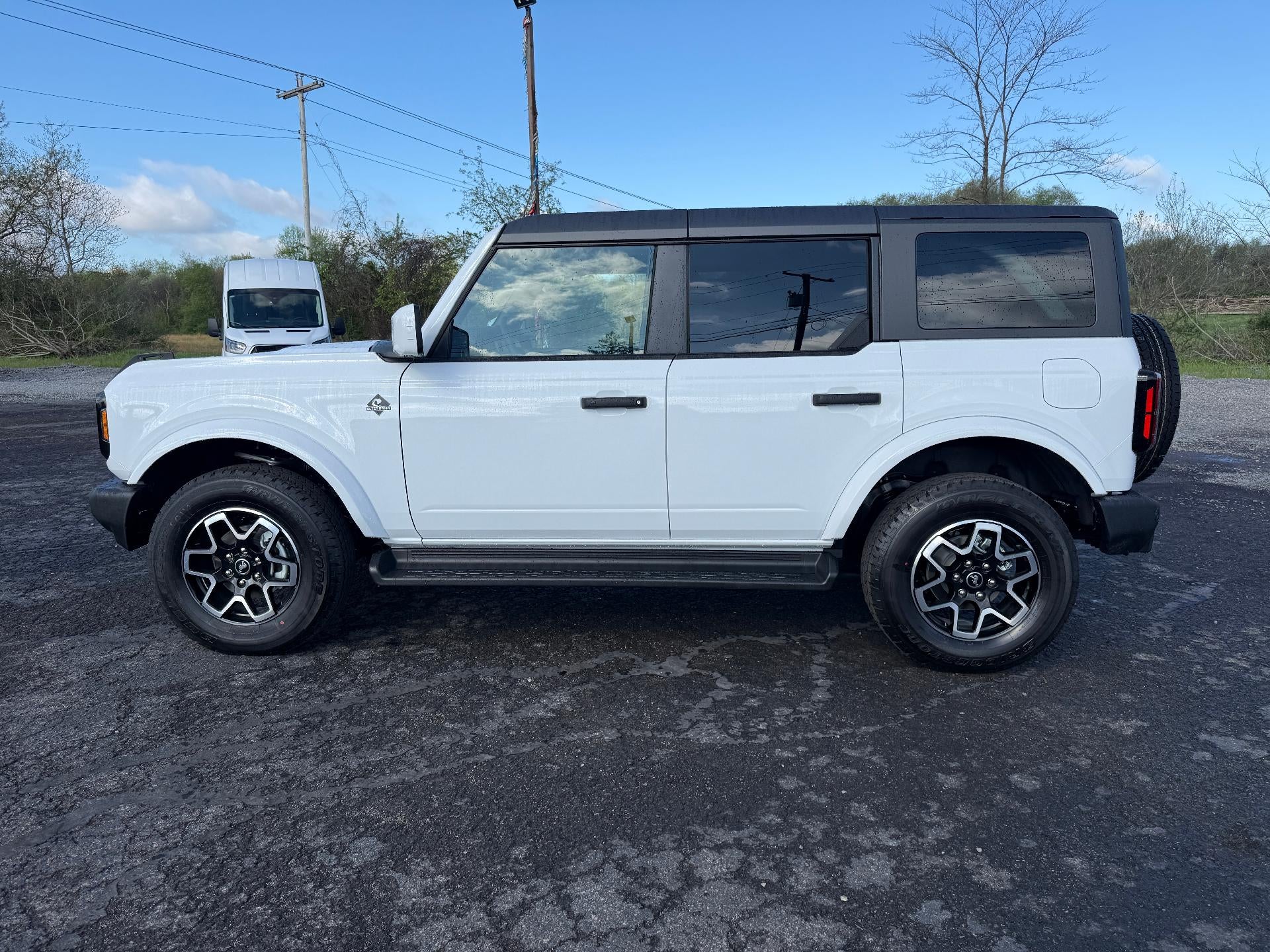 2026 Ford Bronco Outer Banks 4 Door 4x4