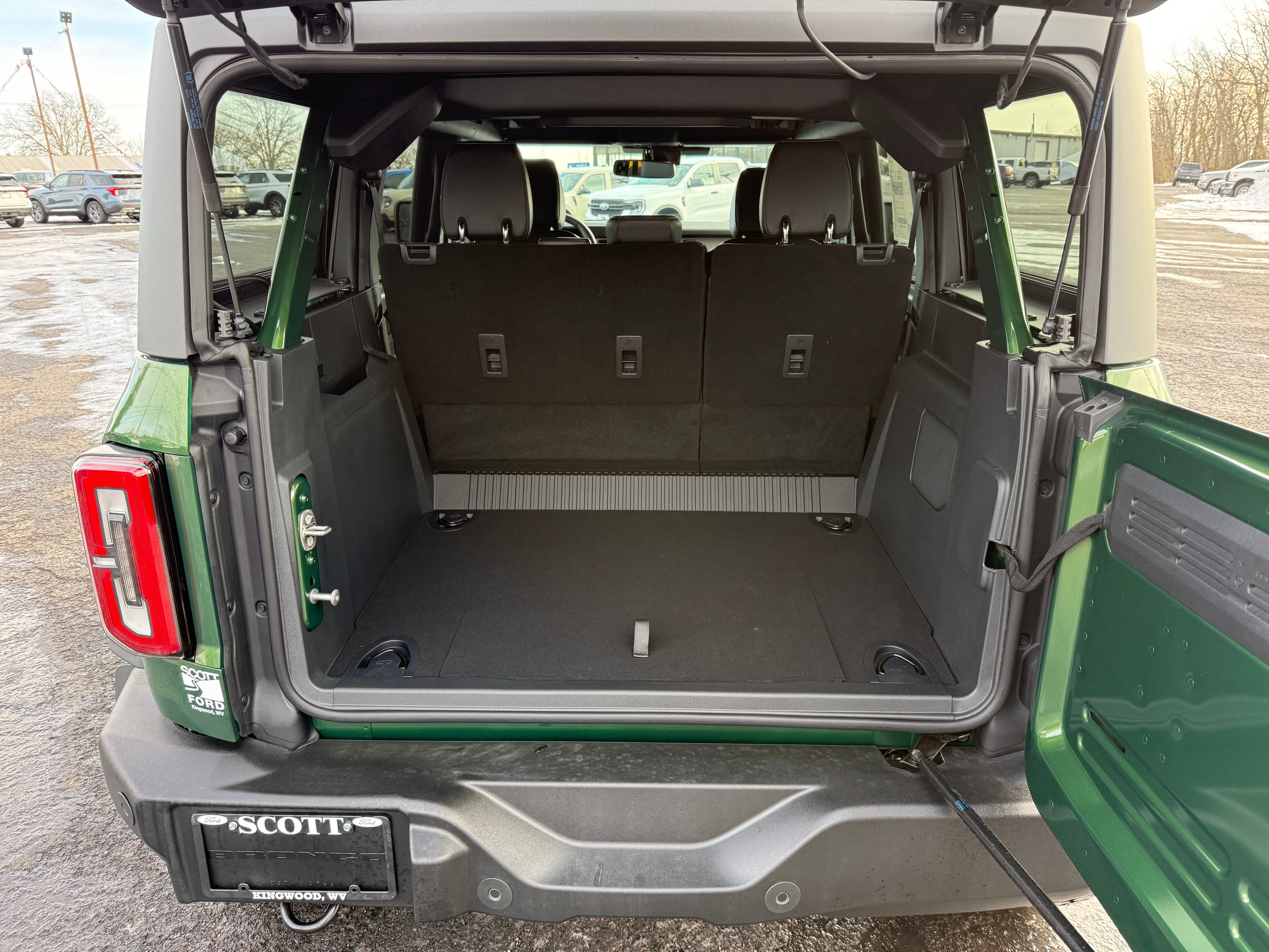 2025 Ford Bronco Outer Banks 4 Door 4x4