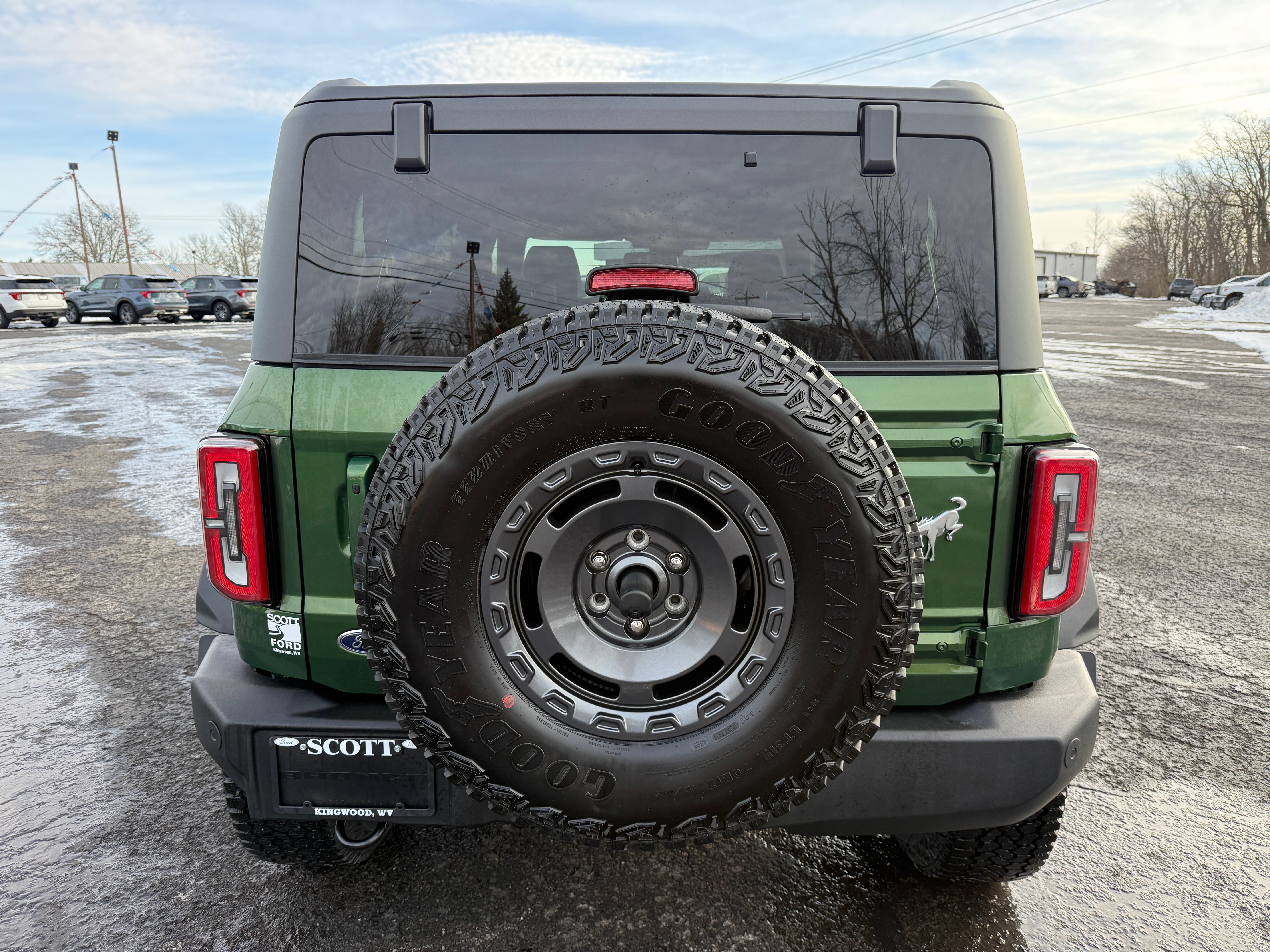 2025 Ford Bronco Outer Banks 4 Door 4x4