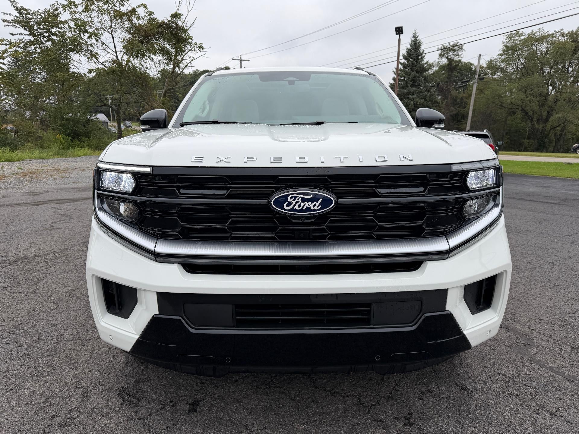 2027 Ford Expedition Platinum 4x4
