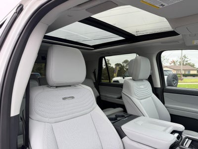2027 Ford Expedition Platinum 4x4