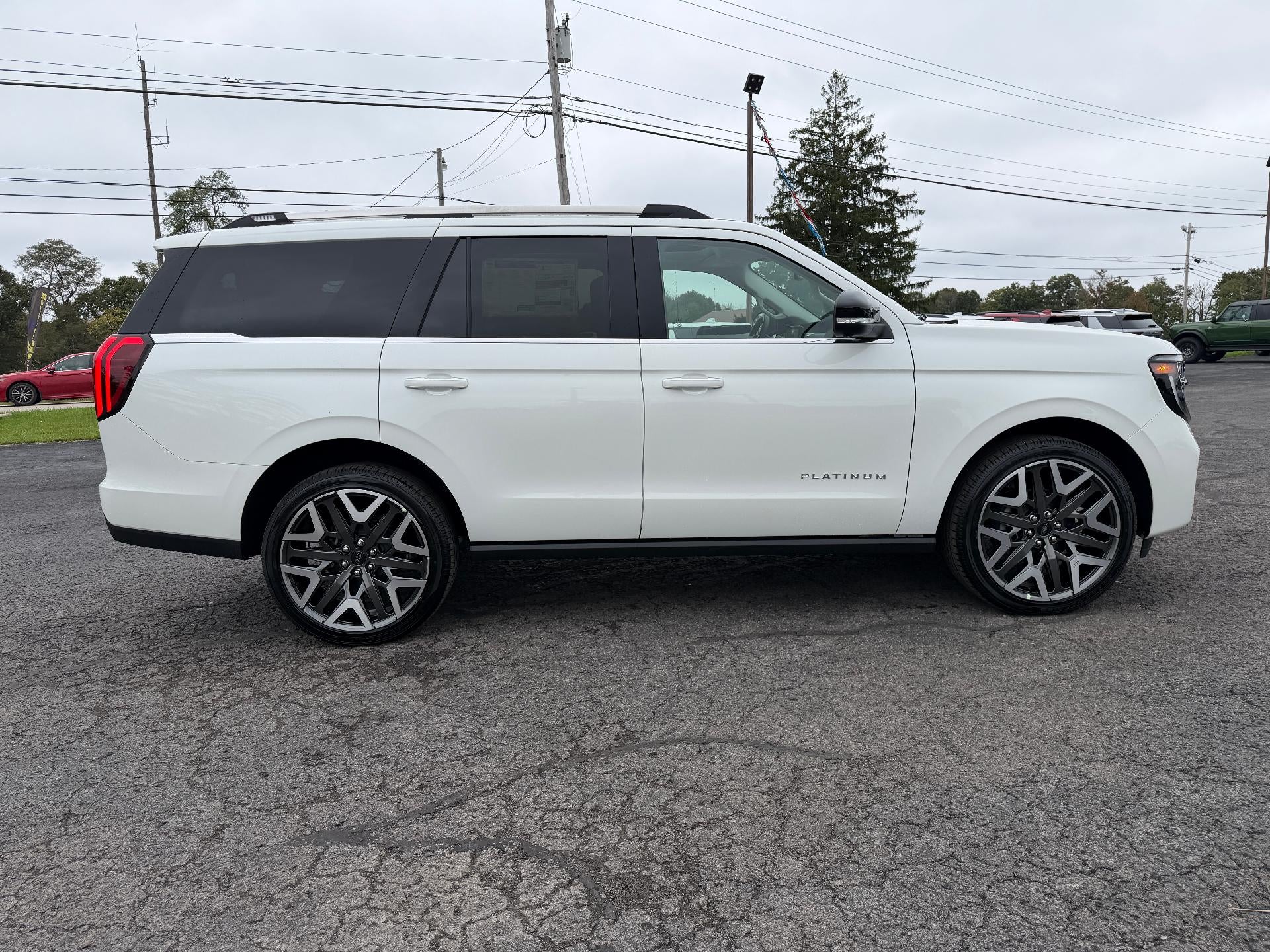 2027 Ford Expedition Platinum 4x4
