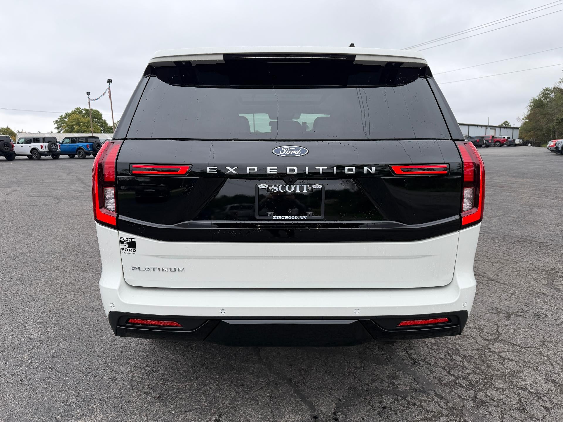 2027 Ford Expedition Platinum 4x4