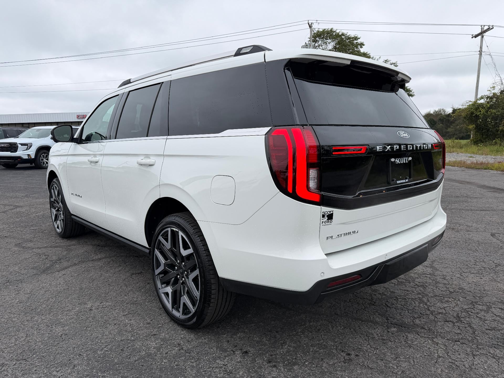 2027 Ford Expedition Platinum 4x4