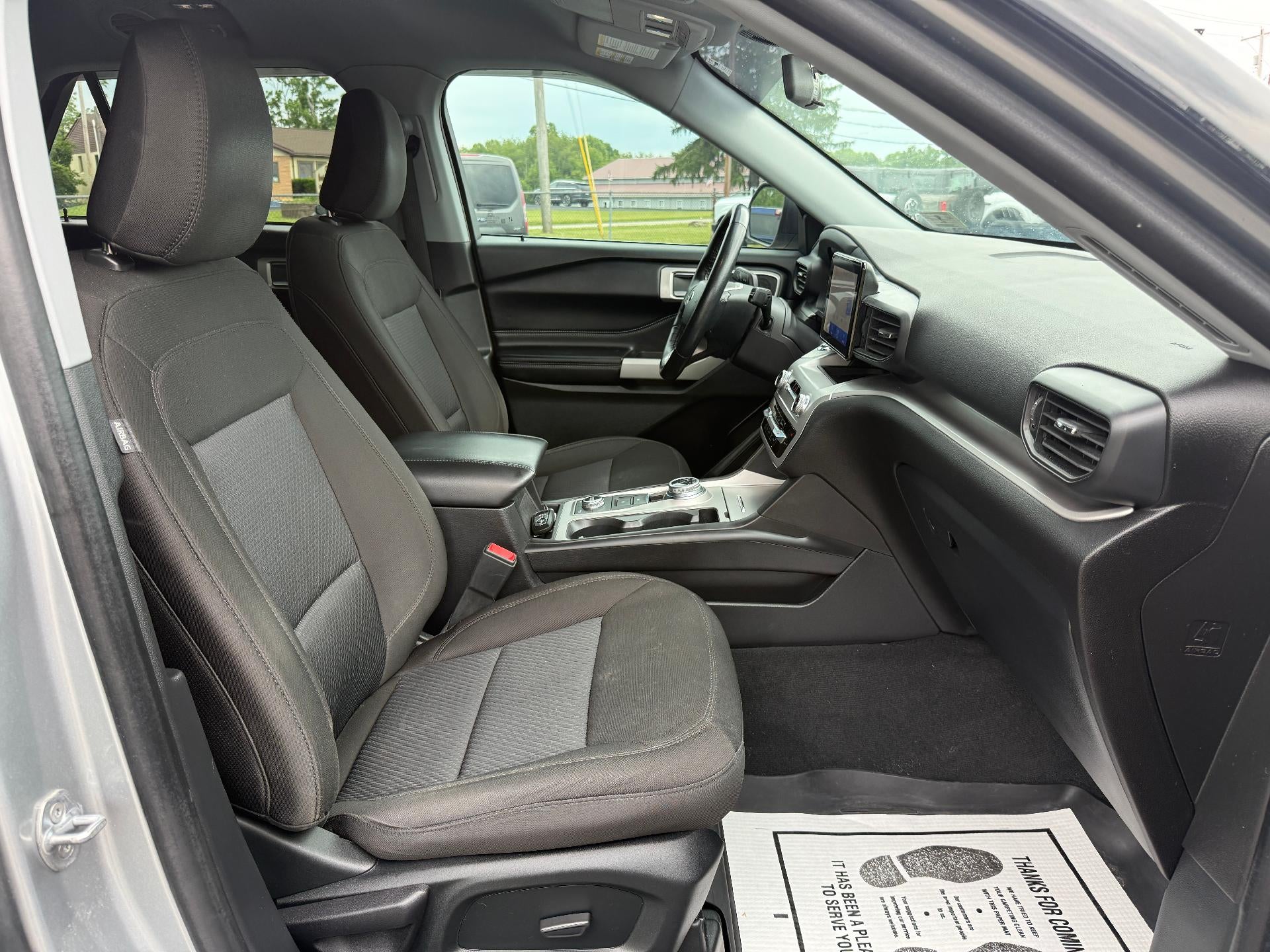 2022 Ford Explorer XLT 4WD