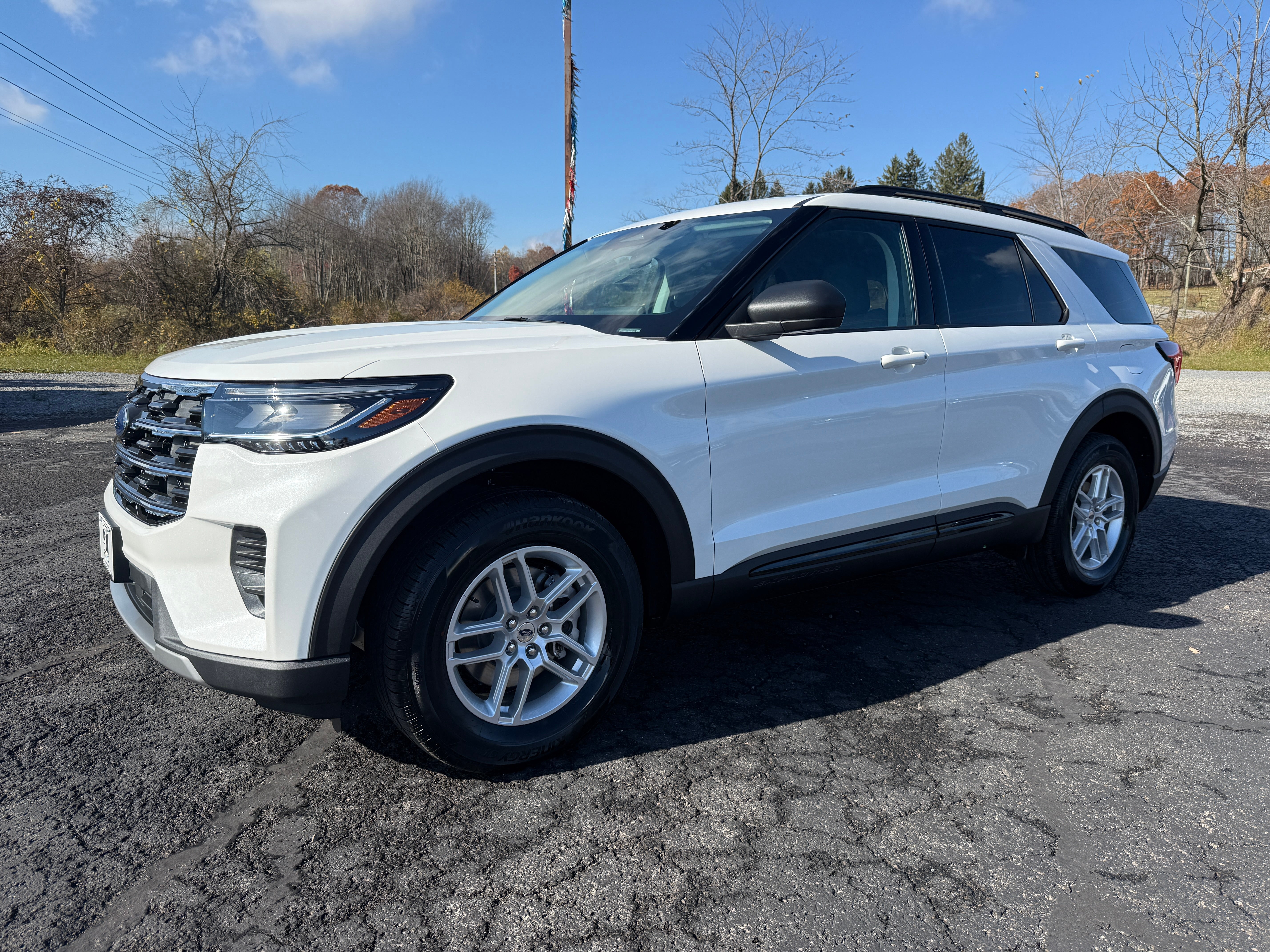 2026 Ford Explorer Active w/200A Pkg 4WD