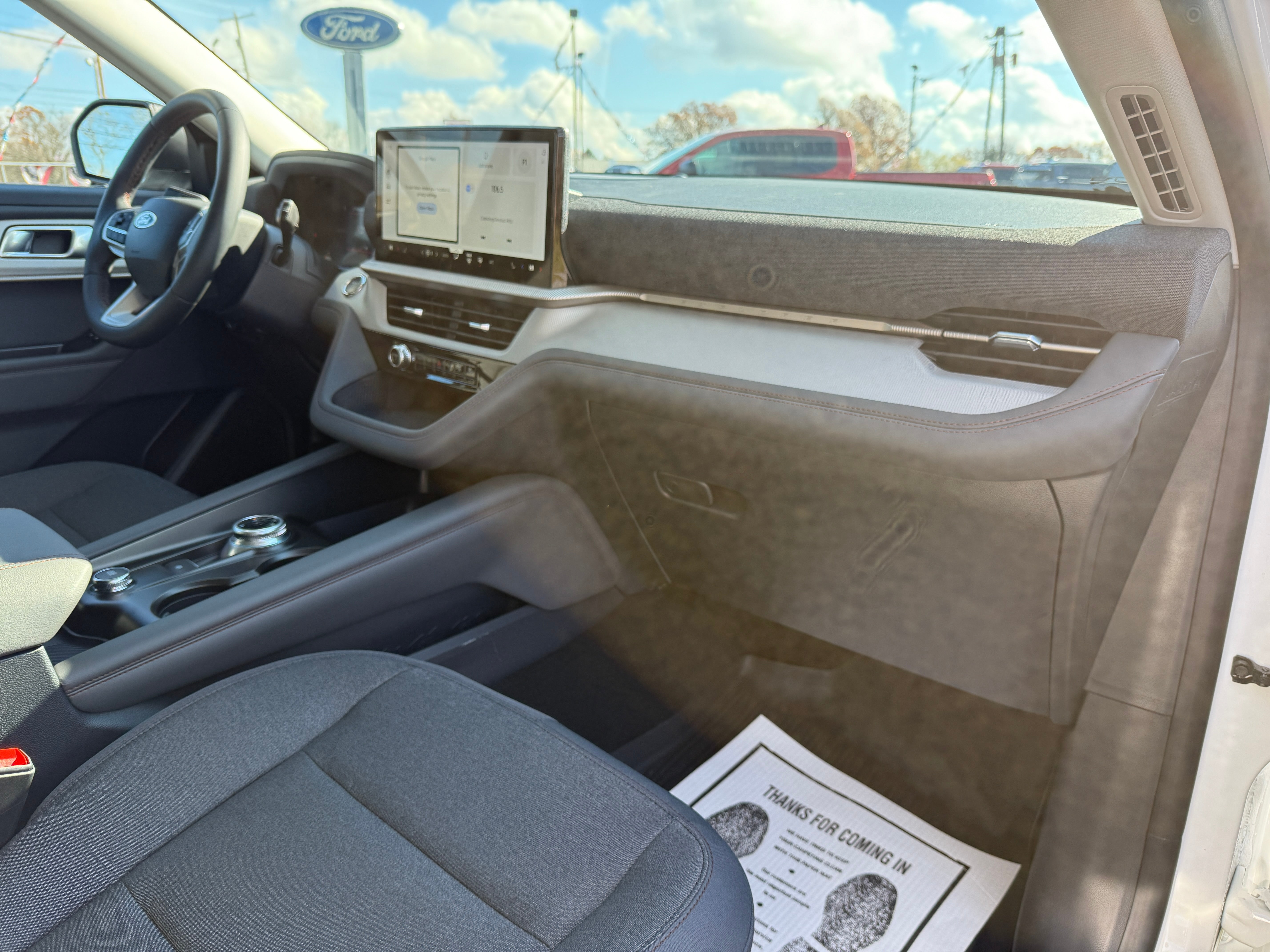 2026 Ford Explorer Active w/200A Pkg 4WD