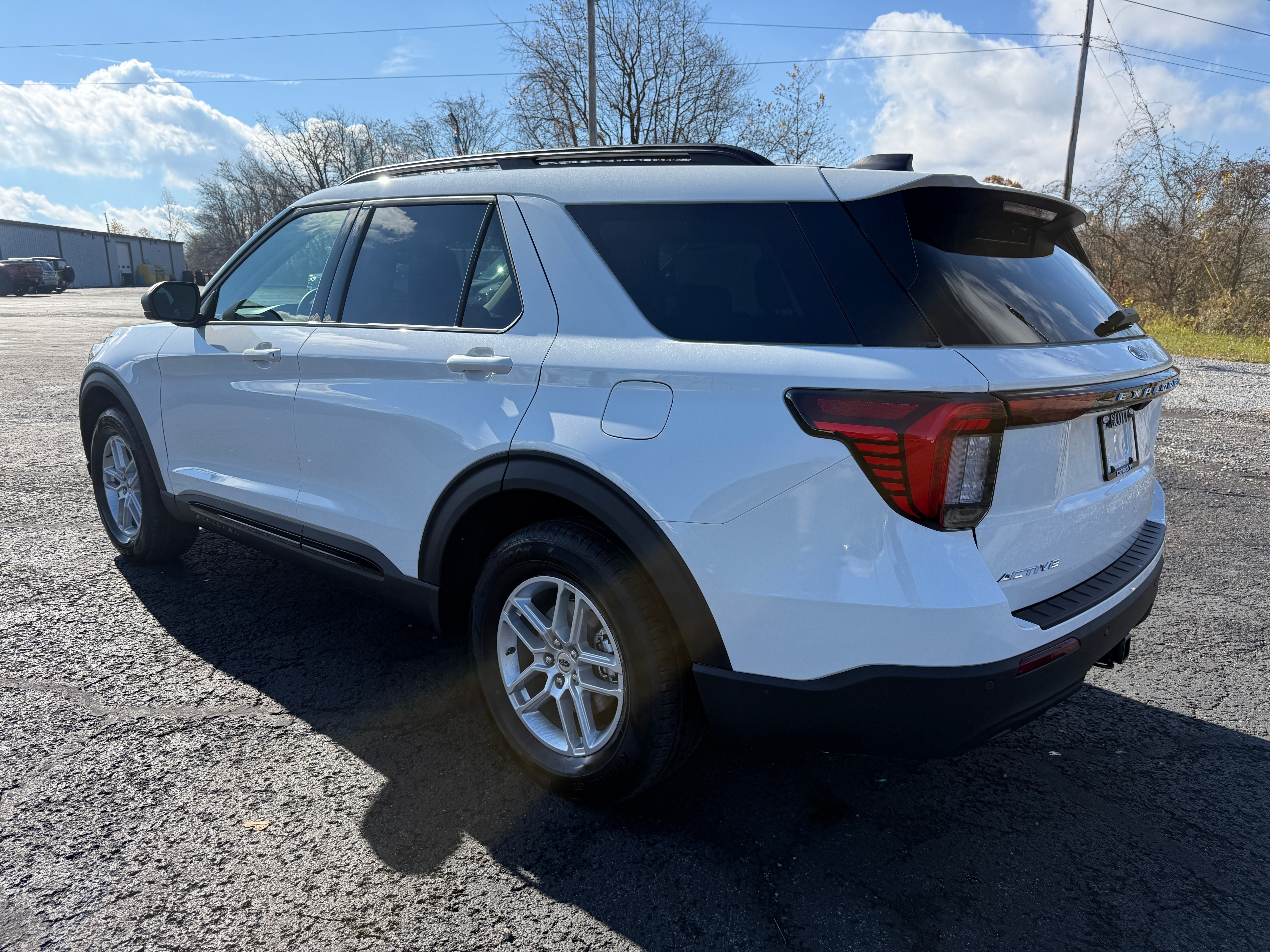 2026 Ford Explorer Active w/200A Pkg 4WD