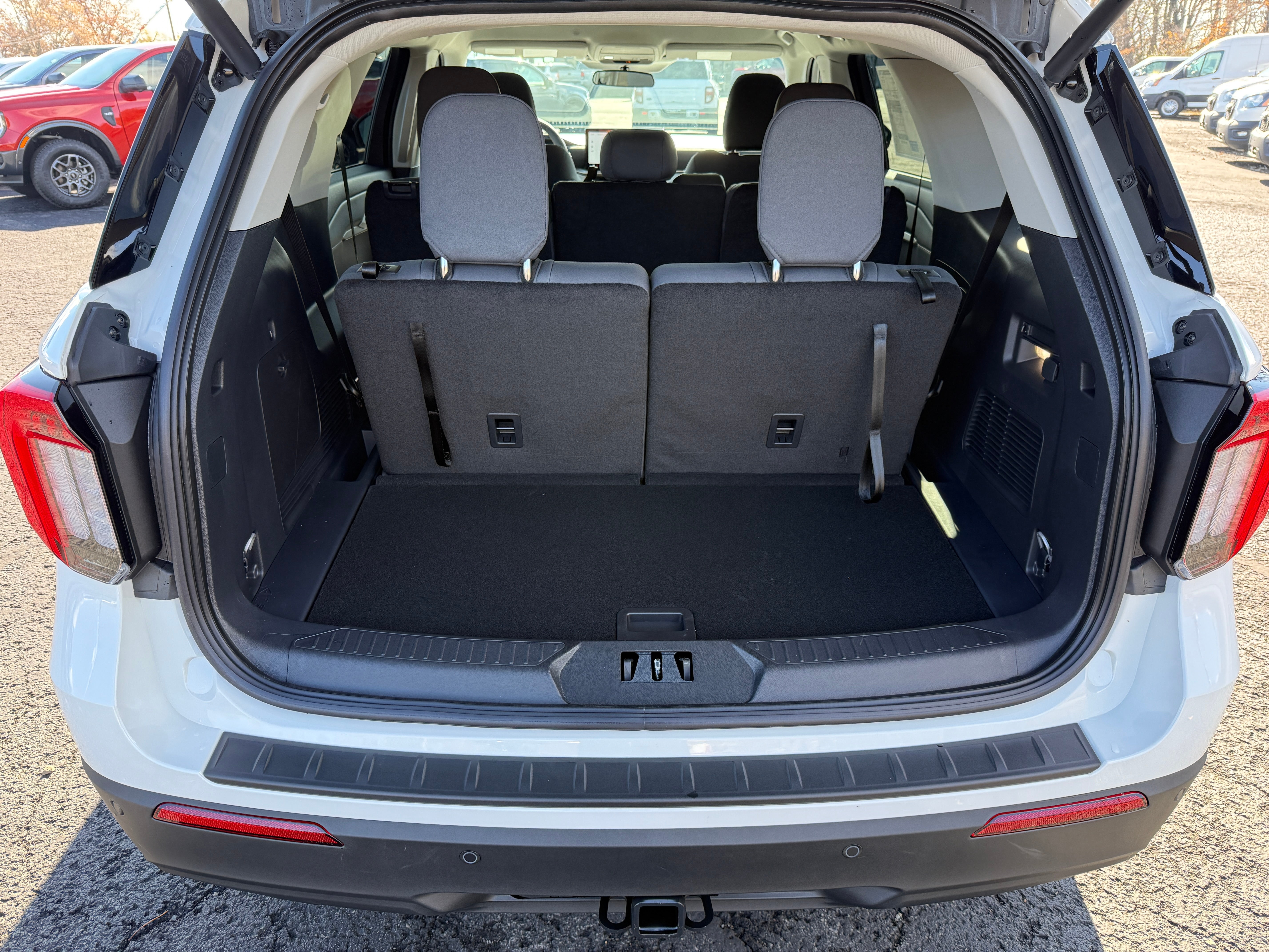 2026 Ford Explorer Active w/200A Pkg 4WD