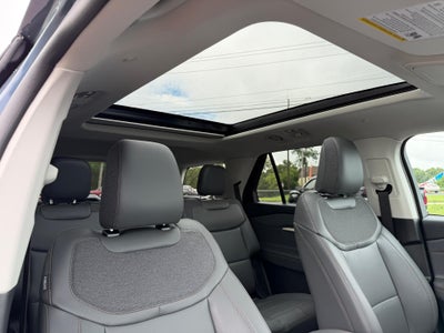 2026 Ford Explorer Active w/200A Pkg 4WD