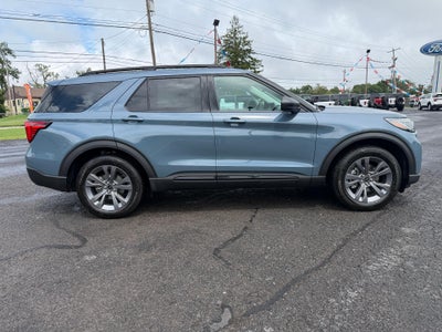 2026 Ford Explorer Active w/200A Pkg 4WD