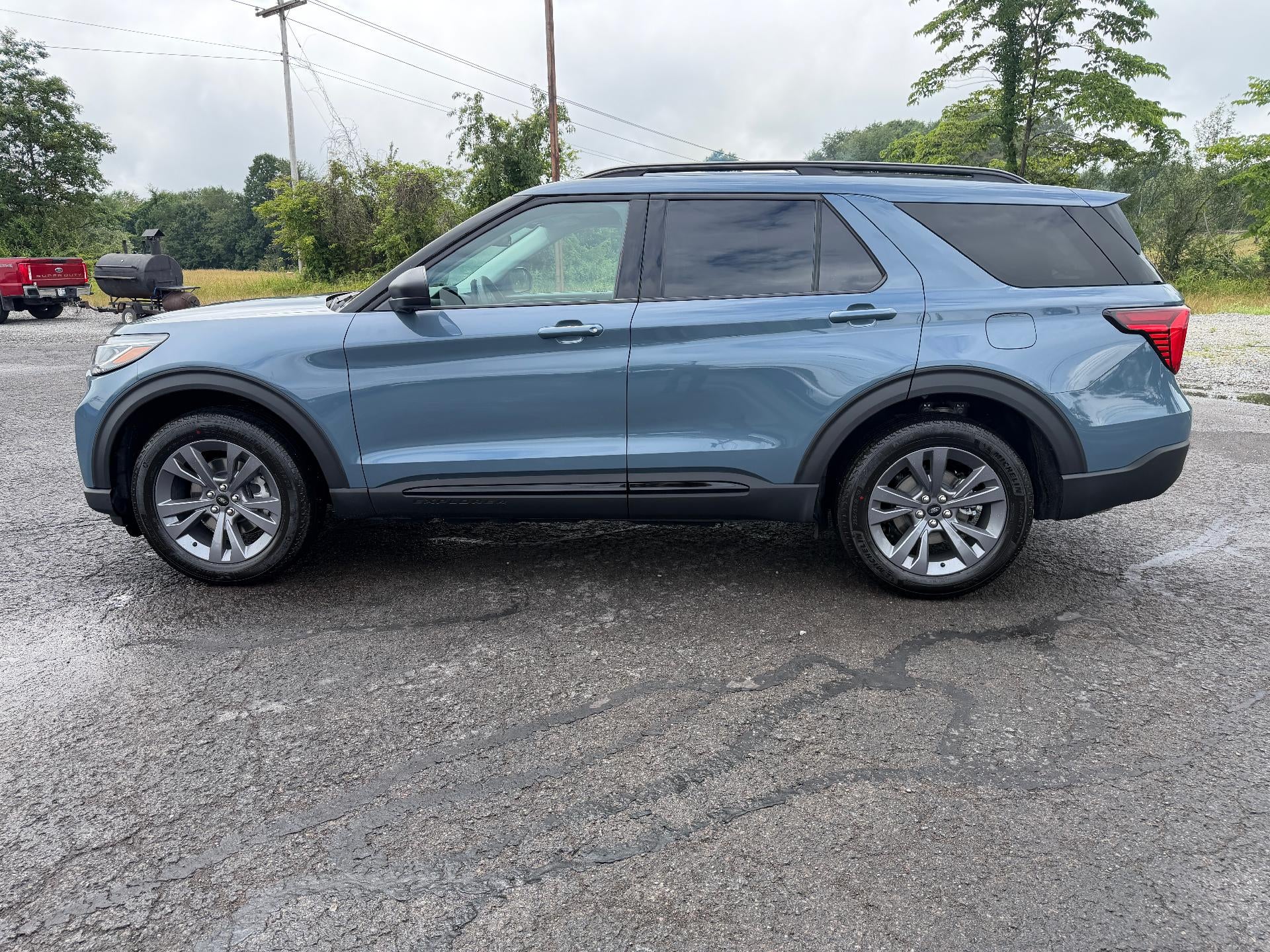2026 Ford Explorer Active w/200A Pkg 4WD