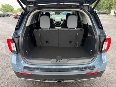 2026 Ford Explorer Active w/200A Pkg 4WD