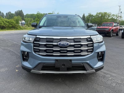 2025 Ford Explorer Active 4WD