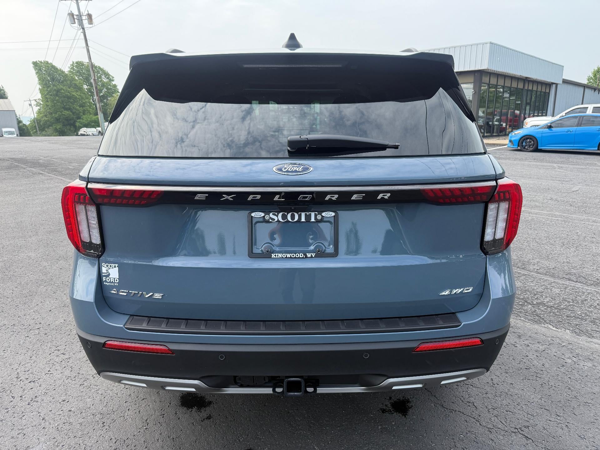 2025 Ford Explorer Active 4WD