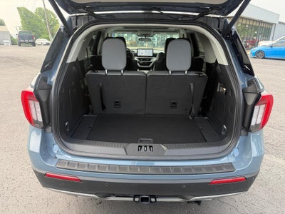 2025 Ford Explorer Active 4WD