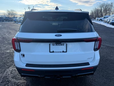 2026 Ford Explorer ST-Line 4WD