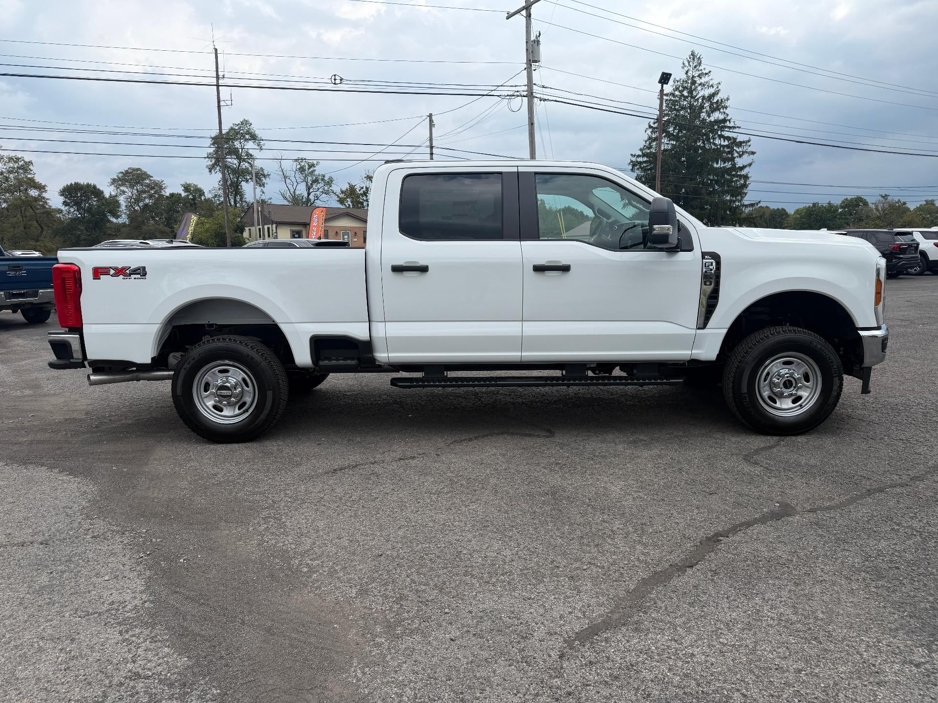 2026 Ford Super Duty F-250 SRW XL 4WD Crew Cab 6.75' Box