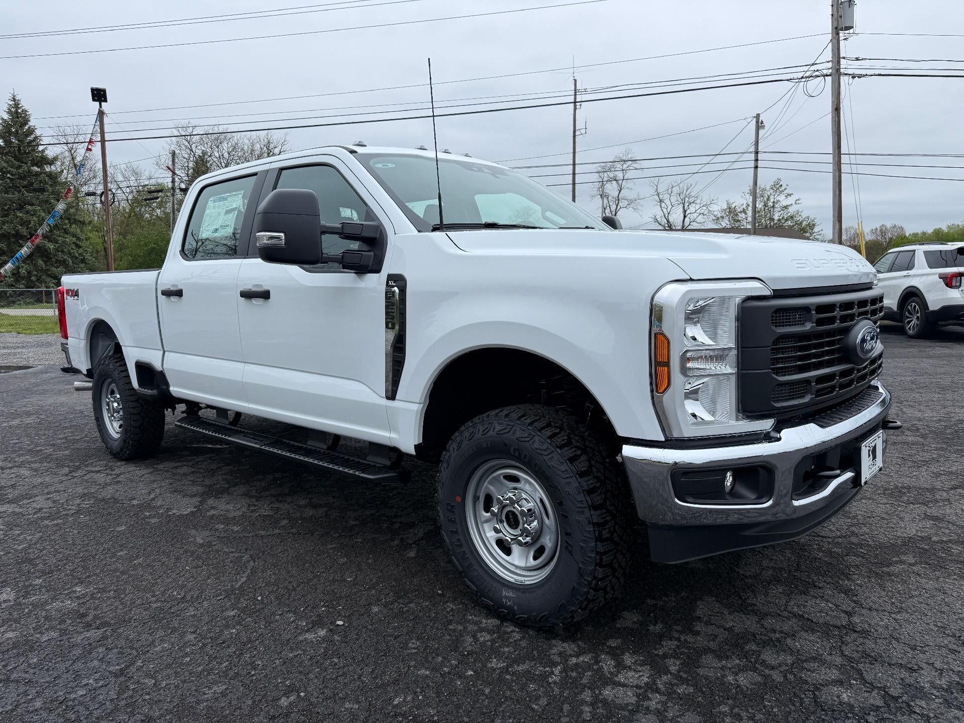 2026 Ford Super Duty F-250 SRW XL 4WD Crew Cab 6.75' Box