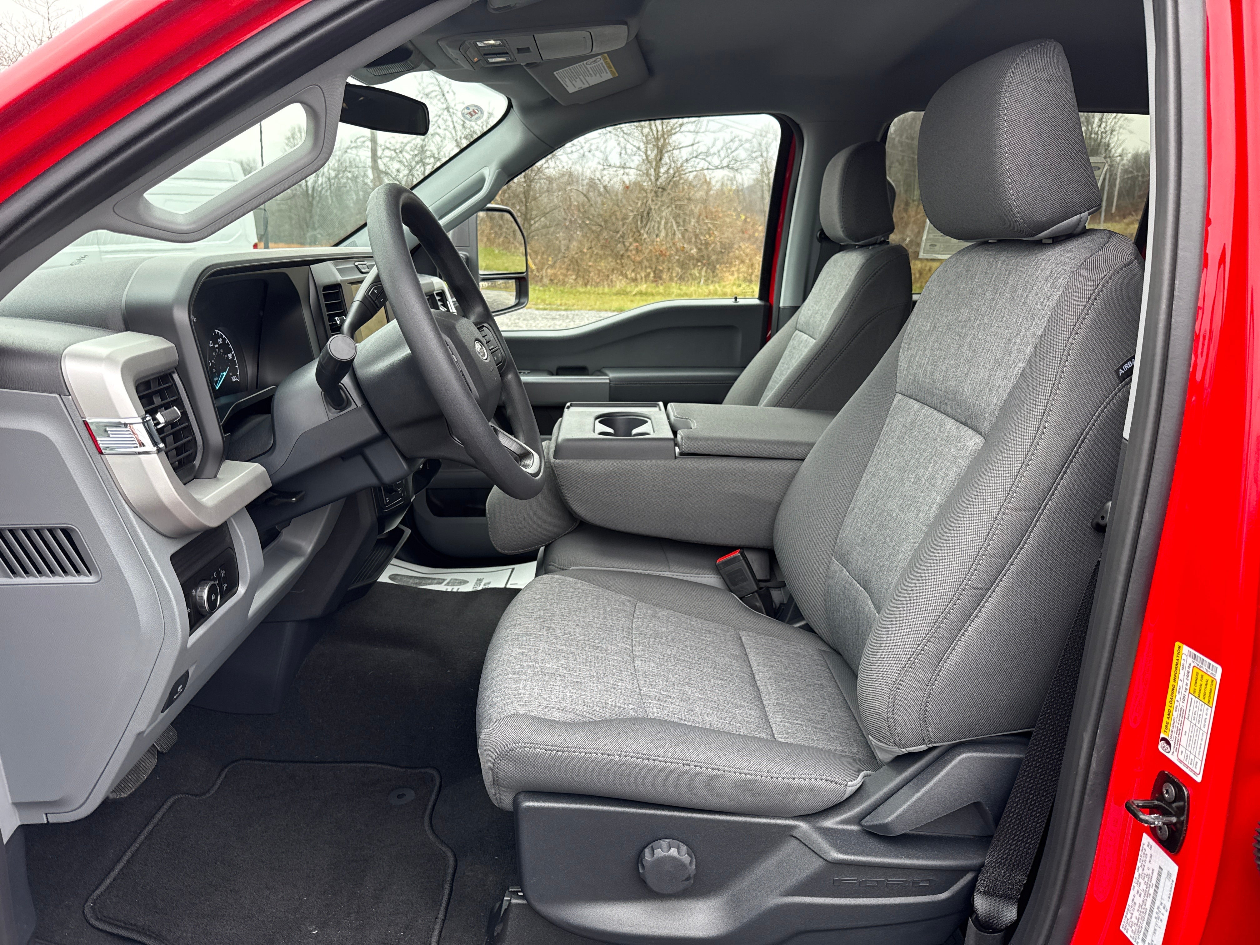 2026 Ford Super Duty F-250 SRW XL 4WD Crew Cab 6.75' Box