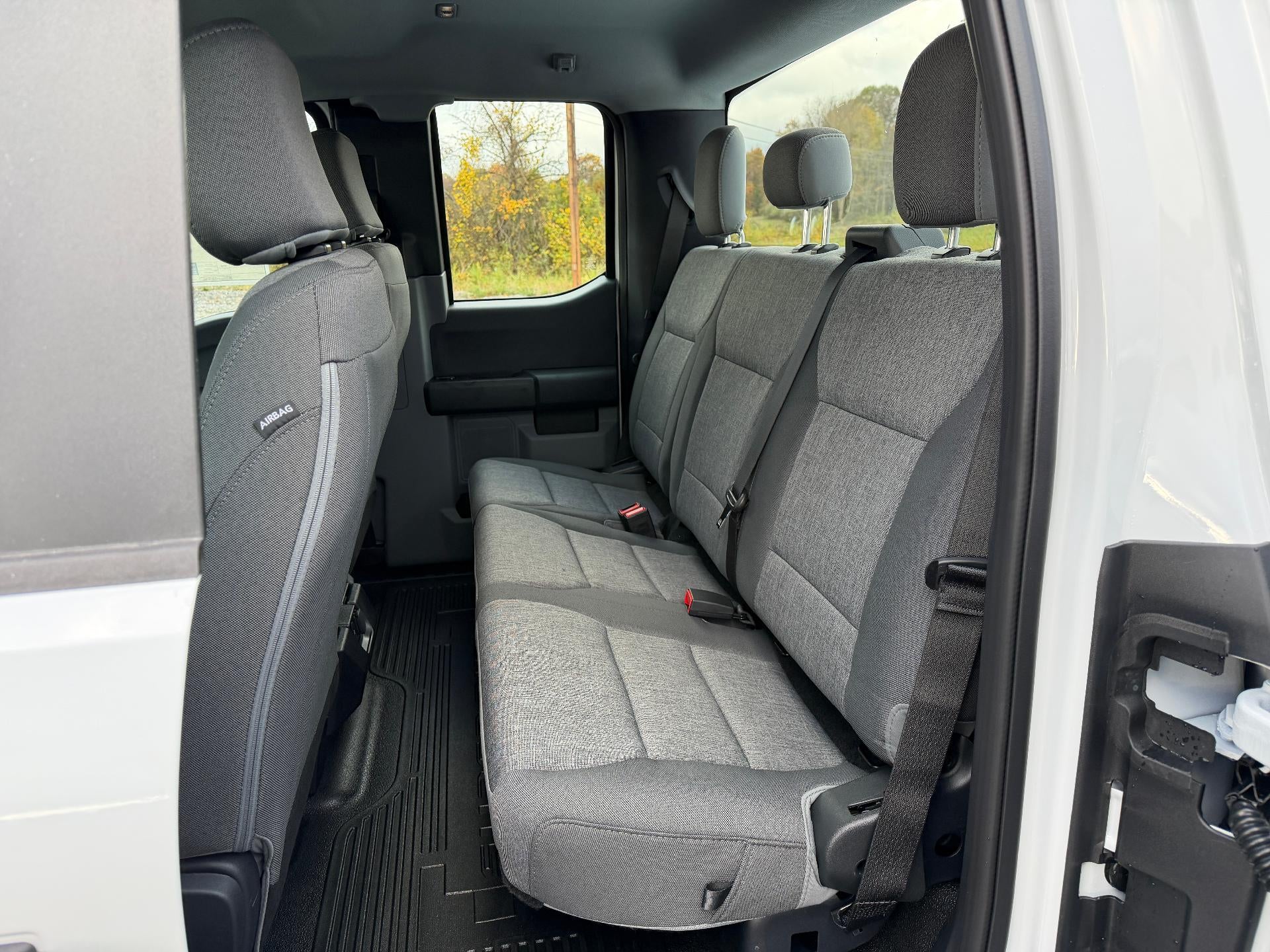 2027 Ford Super Duty F-250 SRW XL 4WD SuperCab 6.75' Box