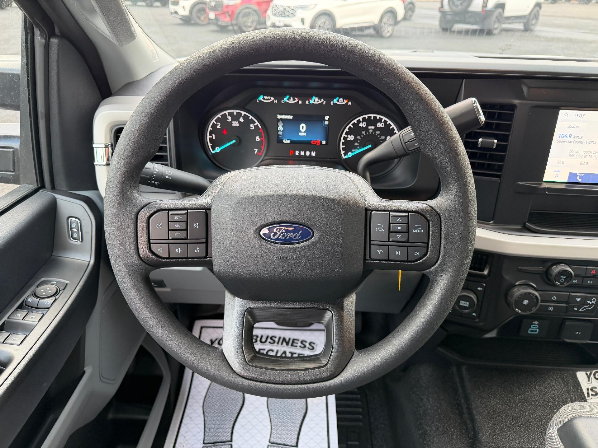 2027 Ford Super Duty F-250 SRW XL 4WD SuperCab 6.75' Box