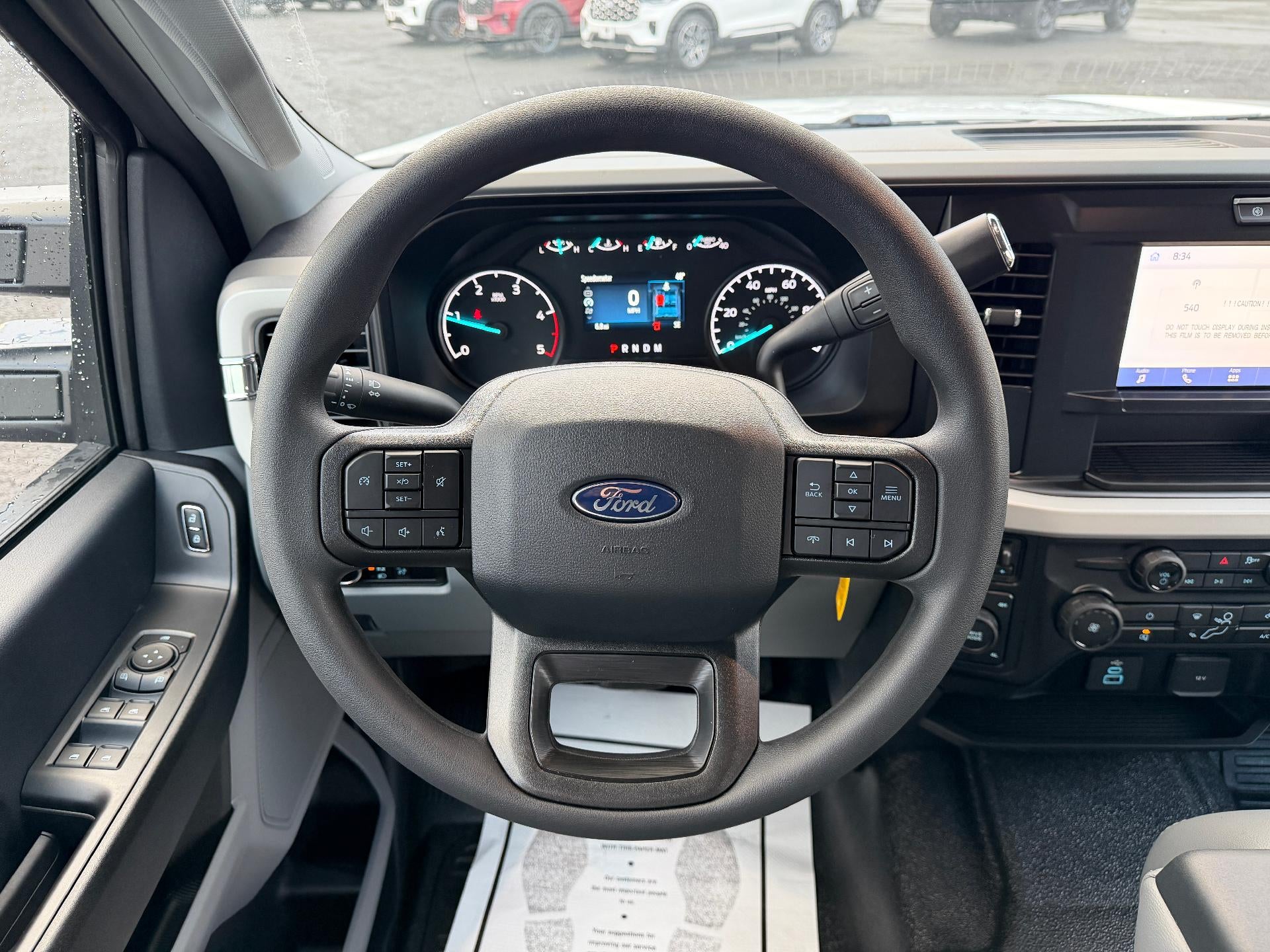 2027 Ford Super Duty F-250 SRW XL 4WD Crew Cab 6.75' Box