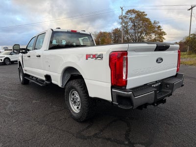 2027 Ford Super Duty F-250 SRW XL 4WD Crew Cab 6.75' Box
