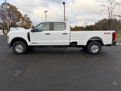 2027 Ford Super Duty F-250 SRW XL 4WD Crew Cab 6.75' Box