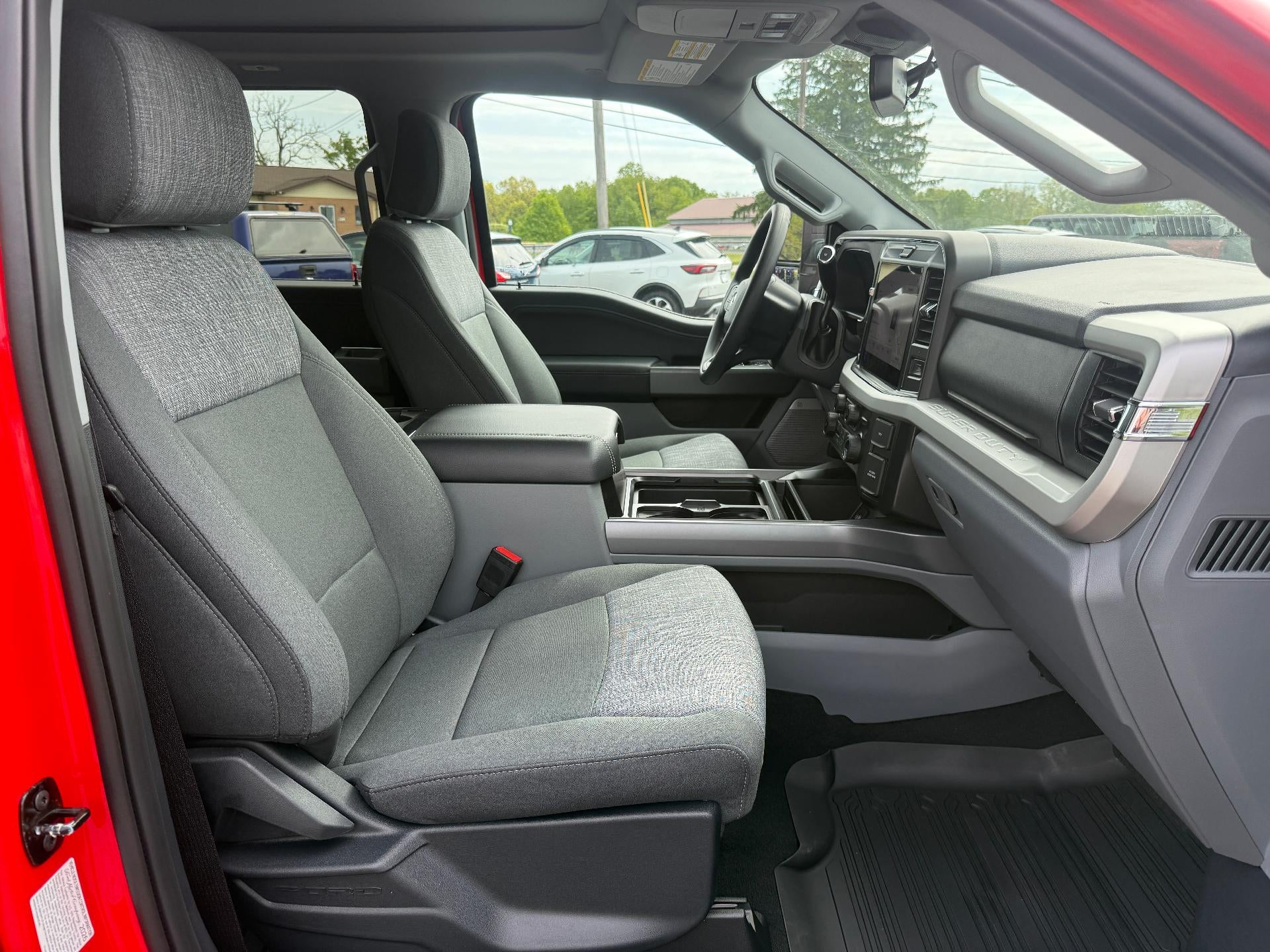 2026 Ford Super Duty F-250 SRW XLT 4WD Crew Cab 6.75' Box