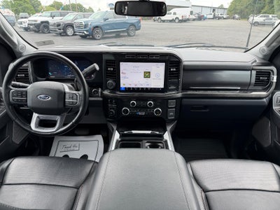 2023 Ford Super Duty F-250 SRW LARIAT 4WD Crew Cab 6.75' Box