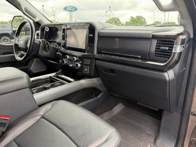 2023 Ford Super Duty F-250 SRW LARIAT 4WD Crew Cab 6.75' Box