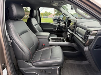2023 Ford Super Duty F-250 SRW LARIAT 4WD Crew Cab 6.75' Box