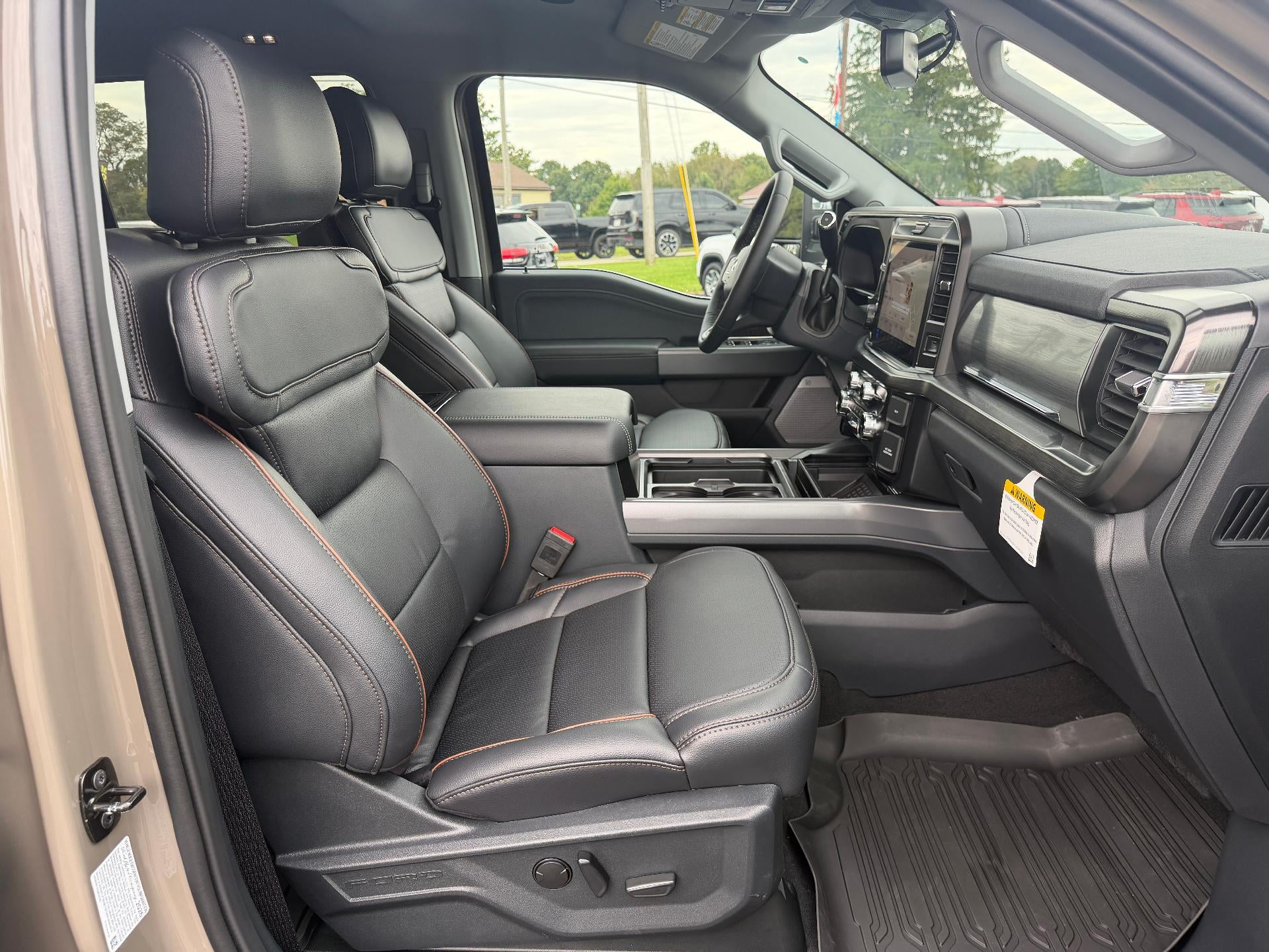 2026 Ford Super Duty F-250 SRW LARIAT 4WD Crew Cab 6.75' Box